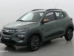 Blanc Utilisé 2023 Dacia Spring Essentiel Citadine | 11 799 € (Prix juste)