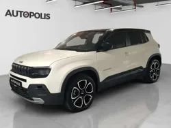 Blanc Utilisé 2023 Jeep Avenger EV Summit SUV | 26 990 € (Prix juste)