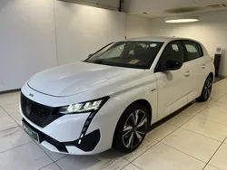 Blanc Utilisé 2023 Peugeot 308 Berline | 26 740 € (Prix juste)