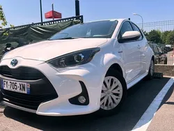 Blanc Utilisé 2021 Toyota Yaris Hybrid Business Edition Berline | 13 390 € (Super prix)