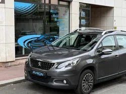 Gris Utilisé 2019 Peugeot 2008 Active SUV | 9 490 € (Bon prix)