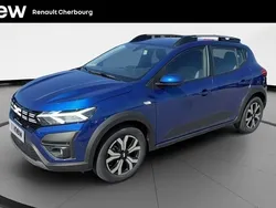 Bleu Utilisé 2024 Dacia Sandero Expression Citadine | 17 490 € (Prix juste)