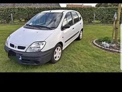 Utilisé 2000 Renault Scénic Monospace | 1 700 €