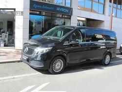 Noir Utilisé 2022 Mercedes EQV300 Avantgarde Monospace | 40 990 € (Super prix)