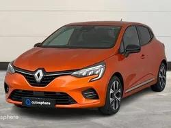 Orange Utilisé 2022 Renault Clio V Evolution Berline | 15 799 € (Bon prix)