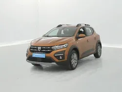 Orange Utilisé 2022 Dacia Sandero Comfort Citadine | 14 790 € (Prix juste)