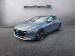 Gris Utilisé 2022 Mazda 3 Exclusive Berline | 25 990 € (Prix juste)