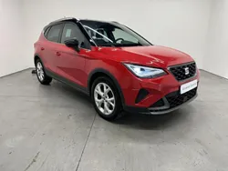 Noir Utilisé 2022 Seat Arona FR SUV | 19 995 € (Bon prix)