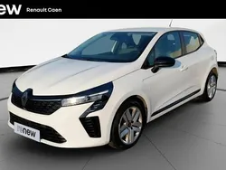 Blanc Utilisé 2024 Renault Clio V Evolution Citadine | 15 490 € (Prix juste)