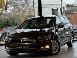 Brun Utilisé 2015 VW Passat Highline Break | 8 950 € (Prix juste)