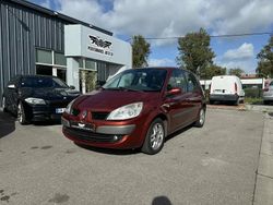 Rouge Utilisé 2008 Renault Scénic II Expression Monospace | 3 490 €