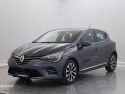 Gris Utilisé 2022 Renault Clio V Intens Berline | 16 299 € (Prix assez cher)