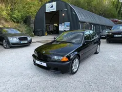 Noir Utilisé 2001 BMW 320 Berline | 8 000 €