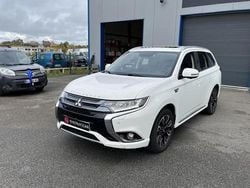 Blanc Occasion 2015 Mitsubishi Outlander P-HEV Instyle SUV | 11 290 € (Prix juste)