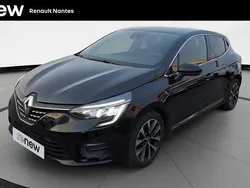 Noir Utilisé 2023 Renault Clio V Techno Citadine | 17 490 € (Prix juste)
