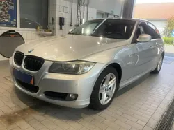 Gris Utilisé 2010 BMW 318 Executive Berline | 7 990 €