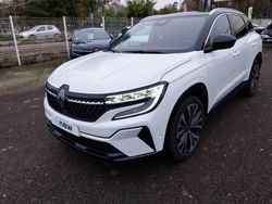 Blanc Occasion 2023 Renault Austral Iconic SUV | 35 890 € (Prix assez cher)