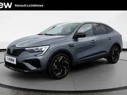 Gris Utilisé 2024 Renault Arkana SUV | 28 490 € (Prix assez cher)