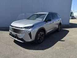 Gris Utilisé 2025 Peugeot 5008 Allure Monospace | 42 390 €