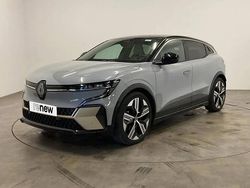 Gris Utilisé 2022 Renault Mégane Iconic Berline | 25 599 € (Prix juste)