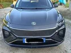 Gris Utilisé 2023 MG Marvel R Performance SUV | 28 500 € (Prix juste)