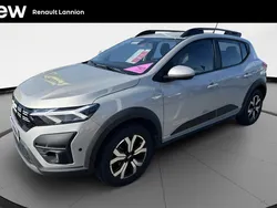 Gris Utilisé 2024 Dacia Sandero Expression Citadine | 16 490 € (Prix juste)