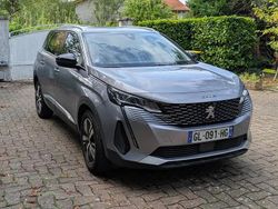 Gris Utilisé 2022 Peugeot 5008 S Monospace | 23 500 € (Prix juste)