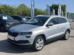 Gris Utilisé 2021 Skoda Karoq Style SUV | 18 999 € (Prix juste)