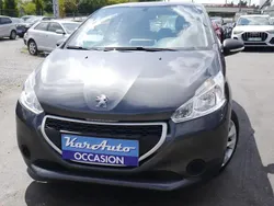 Gris Utilisé 2015 Peugeot 208 Citadine | 4 490 € (Prix juste)