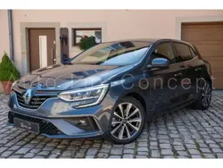 Gris Utilisé 2022 Renault Mégane IV R.S. Berline | 20 490 € (Prix juste)