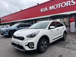 Blanc Utilisé 2021 Kia Niro Active SUV | 18 571 € (Prix juste)