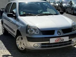 Utilisé 2005 Renault Clio II Authentique Citadine | 3 990 € (Prix juste)
