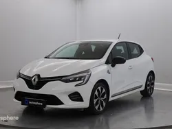 Blanc Utilisé 2021 Renault Clio V LIMITED Berline | 15 999 € (Prix juste)