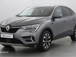 Blanc Utilisé 2022 Renault Arkana Business SUV | 19 899 € (Prix juste)
