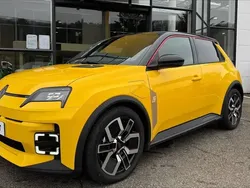 Jaune Nouvelle 2024 Renault R5 Techno Citadine | 31 500 € (Bon prix)