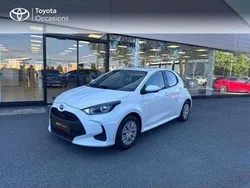 Utilisé 2022 Toyota Yaris Hybrid Berline | 17 990 € (Prix juste)