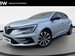 Gris Utilisé 2024 Renault Mégane IV Techno Berline | 22 980 € (Prix juste)