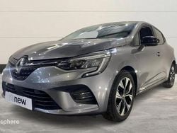 Gris Utilisé 2023 Renault Clio V Evolution Berline | 13 999 € (Bon prix)