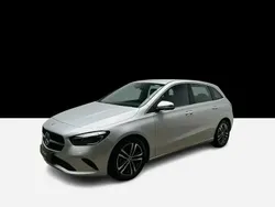 Argent Utilisé 2023 Mercedes B180 Progressive Monospace | 31 784 € (Prix juste)