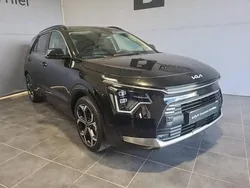 Noir Utilisé 2024 Kia Niro Premium SUV | 27 980 € (Prix juste)