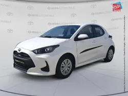 Blanc Utilisé 2022 Toyota Yaris Hybrid Berline | 18 999 € (Prix juste)