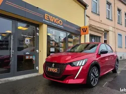 Rouge Utilisé 2022 Peugeot e-208 GT Citadine | 19 990 € (Prix juste)