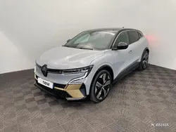 Gris Utilisé 2022 Renault Mégane Iconic Berline | 23 490 € (Prix juste)