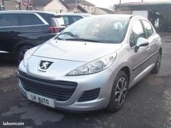 Gris Utilisé 2009 Peugeot 207 Active Berline | 4 990 € (Prix juste)
