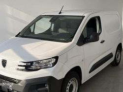 Blanc Utilisé 2025 Peugeot Partner S Van | 25 990 €
