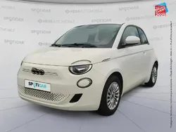 Blanc Utilisé 2022 Fiat 500e Action Citadine | 13 499 € (Prix juste)