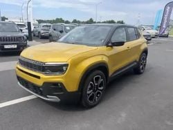 Sun métallisé + toit volcano Occasion 2025 Jeep Avenger EV Summit SUV | 35 999 €