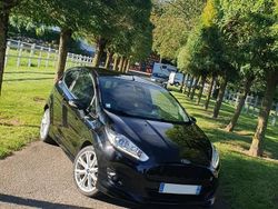 Noir Utilisé 2015 Ford Fiesta Titanium Citadine | 8 180 € (Prix cher)
