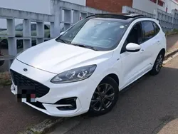 Blanc Utilisé 2022 Ford Kuga Business Edition SUV | 21 490 € (Prix juste)