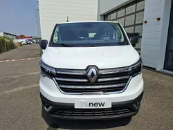Blanc Utilisé 2022 Renault Trafic Zen Van | 28 990 € (Prix juste)